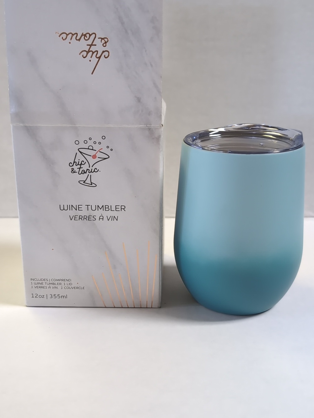 NIB Chic and Tonic wine tumbler with lid